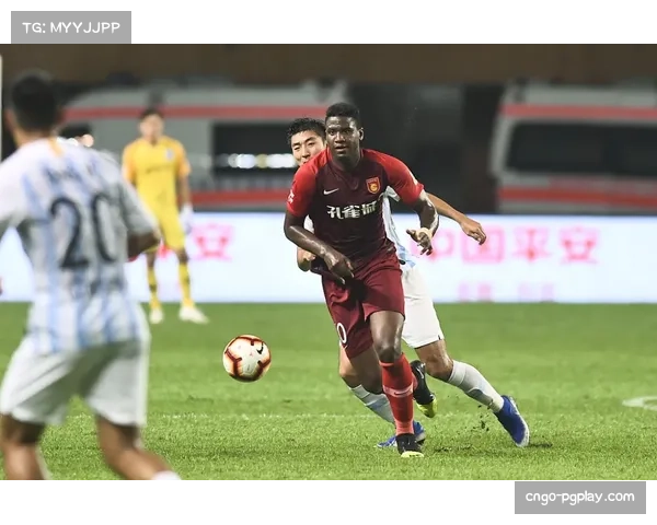 【2026年4月中超联赛·人物·动态前中超金靴马尔康确认回归，与武汉三镇签订短期合约